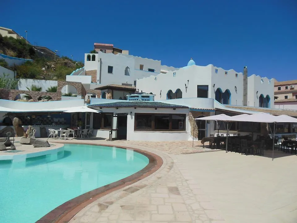 Hotel dello Gnu San Pasquale 0*,